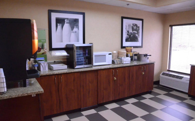 Hampton Inn by Hilton Abingdon