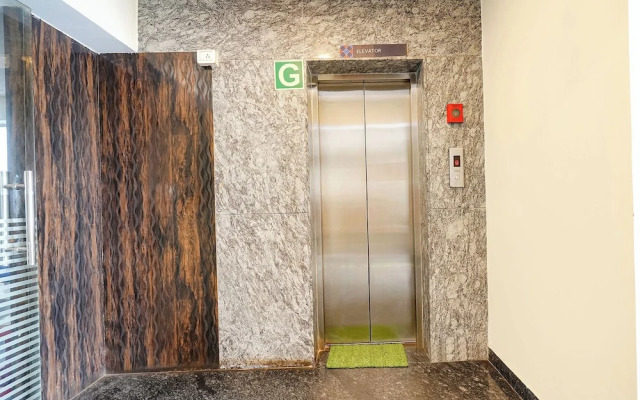 FabHotel Royal Wood Premier - Near Karnataka Golf Association, Domlur