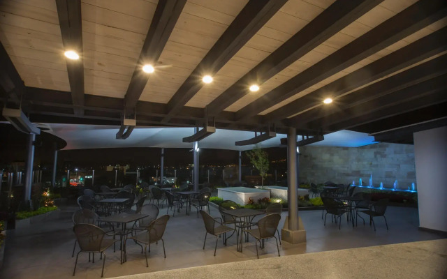 Kasa Hotel & Suites