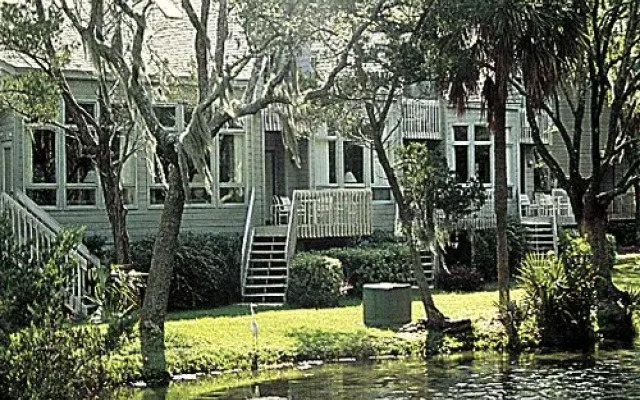 Egrets Pointe Townhouses