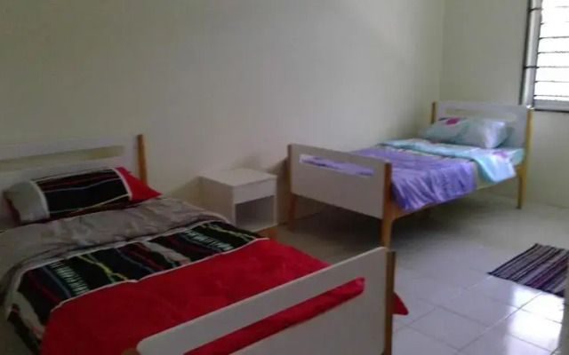 City Centre Homestay Kuching