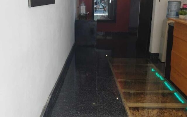 Blvd Hotel