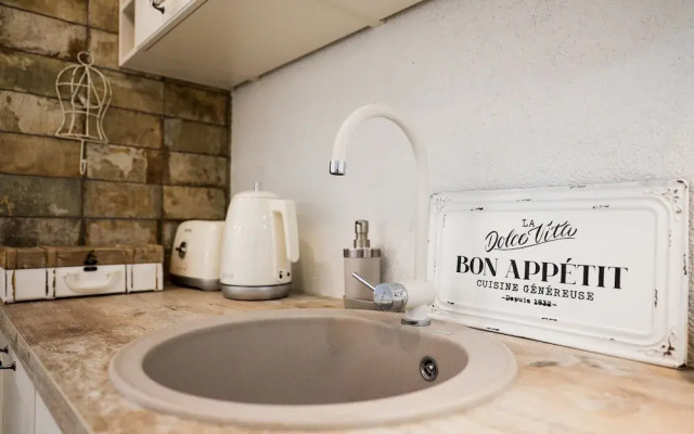 Ika Boutique Luxury Apartments