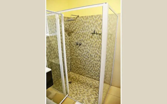 Gatz Guest House