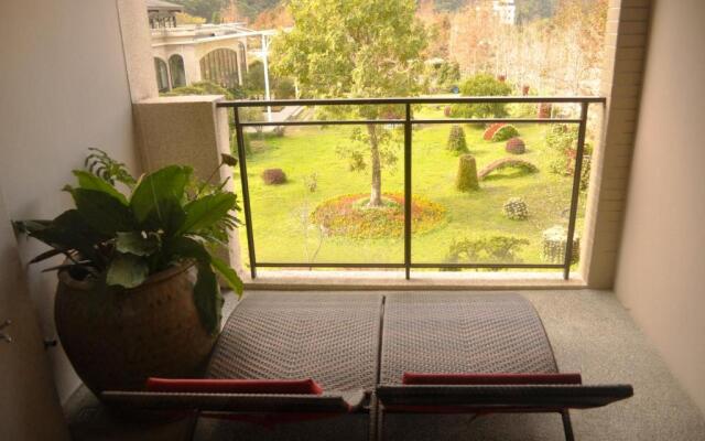 Tai Yi Red Maple Resort