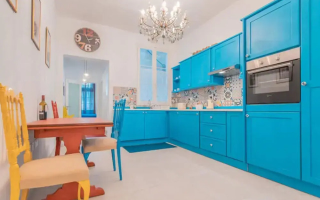 Fairytale - Maltese Balcony - Separate Living Room