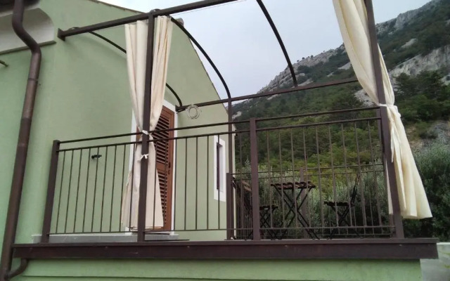 Camere B81 di Strain Neva