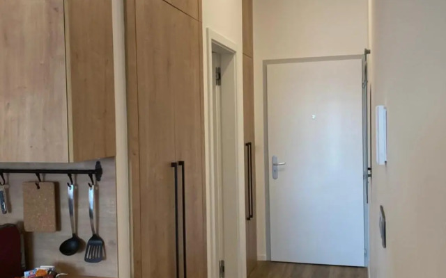 Moderný apartmán/garzónka v centre NR