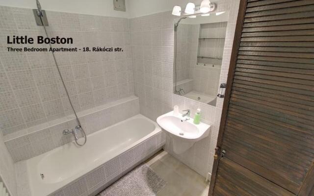 Little Americas SoHo Apartments