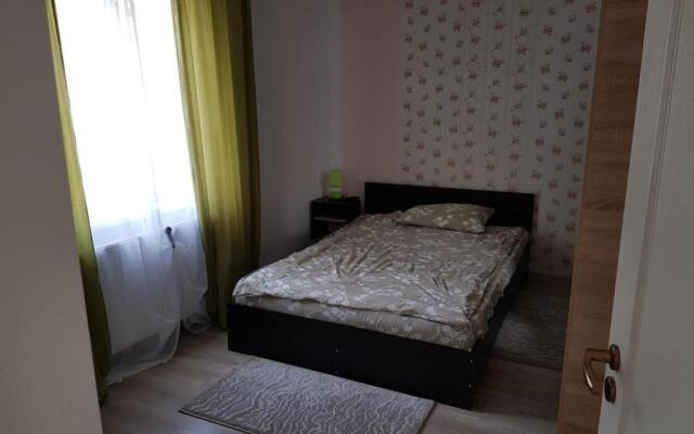 Apartament 8 Central