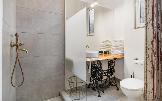 Amazing Rustic Apartment