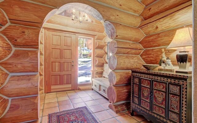 Quandary View Lodge by RedAwning