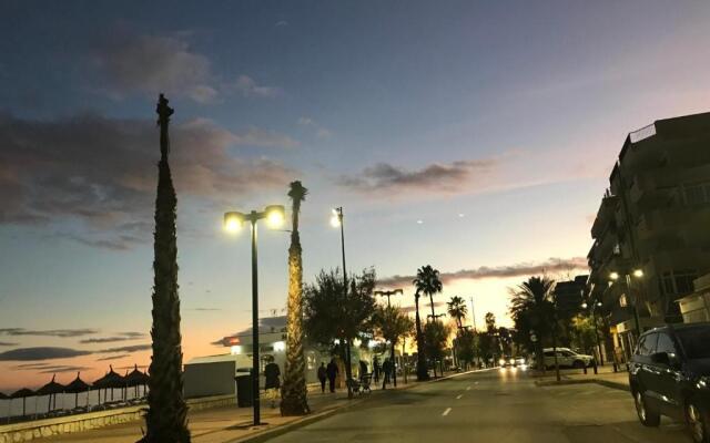 25-Modern Apartment in Paseo Maritimo, Fuengirola!