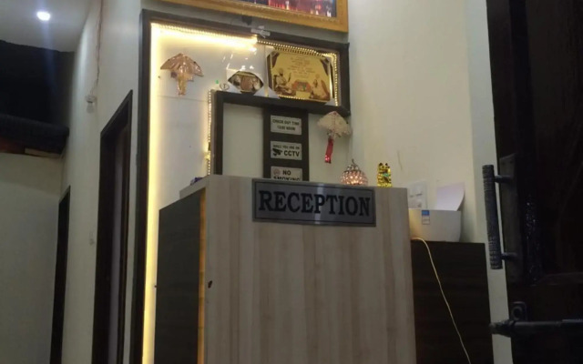 Arora Classic Guest House by OYO Rooms