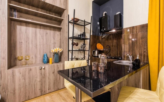 3 Min to Rustaveli Avenue