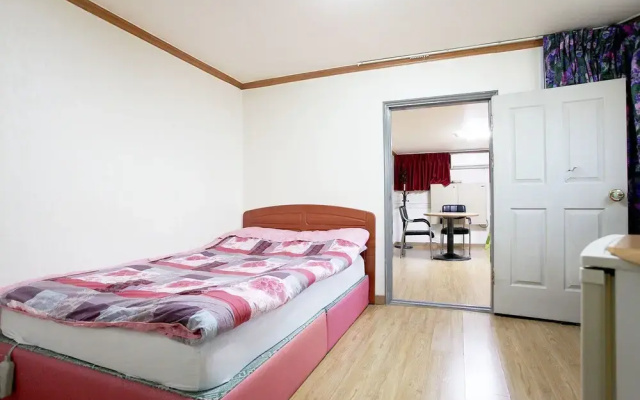Konkuk University Yeongdong Motel