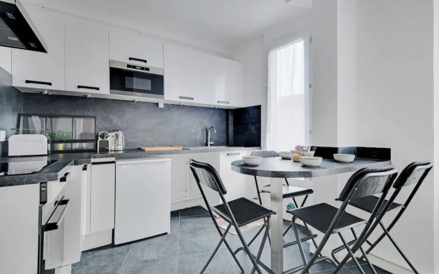 Cozy Apartment 2bdr/4p - in the Heart of Suresnes