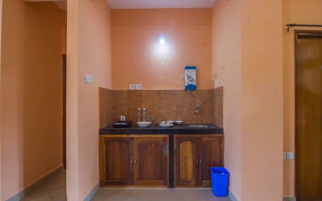 OYO 18327 Home Pool View 1BHK Colva