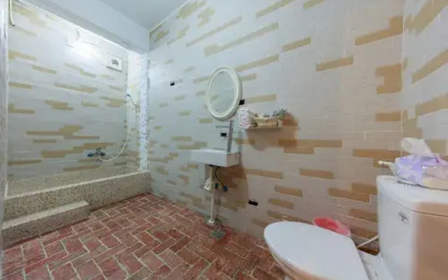 Roaming Ancient Bed and Breakfast