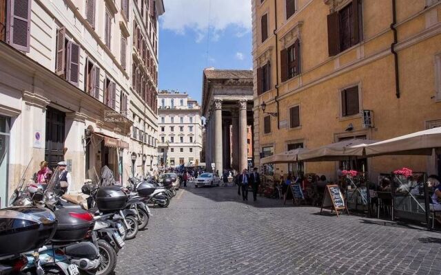 Suites Pantheon