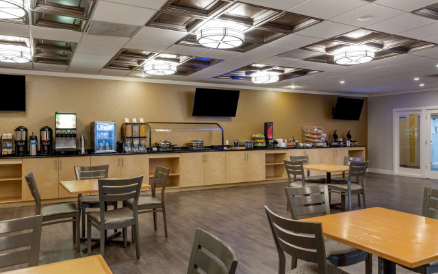 Best Western Plus University Inn