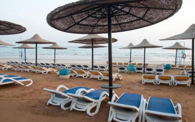 Chalet 32016, Menkaure Tower, Porto Sokhna