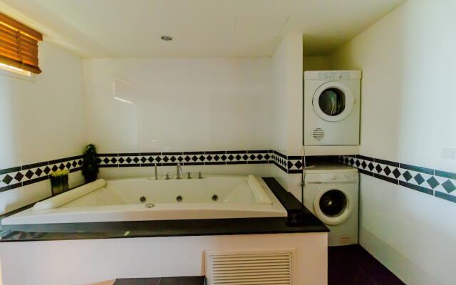 Sea View Hua Hin Condos