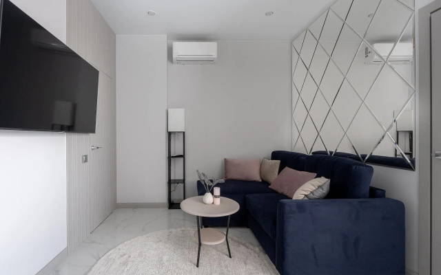Real Apartments на Цюрупы