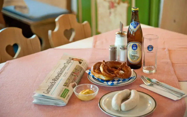Gästehaus Enzianhof Hotel garni