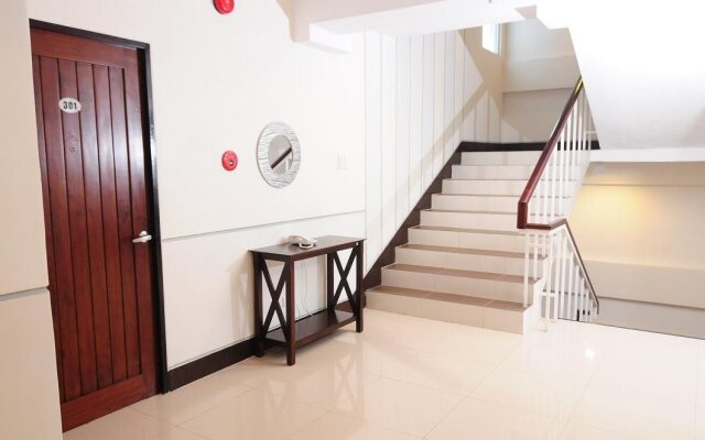Negrense Suites
