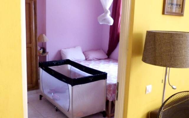 House With 4 Bedrooms in Dakar, With Enclosed Garden and Wifi - 10 km