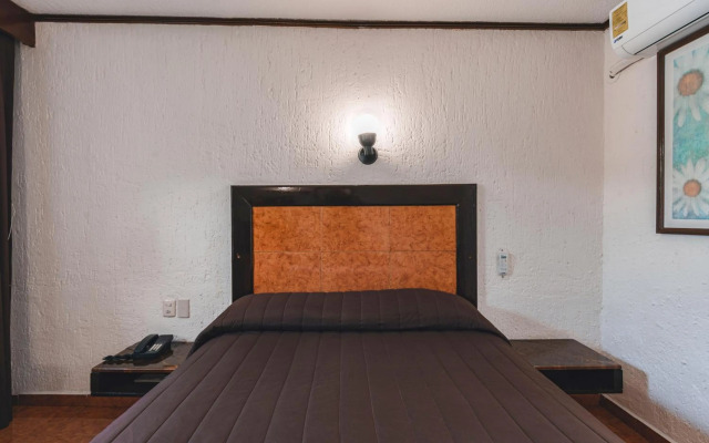 Hotel & Suites Villa del Sol