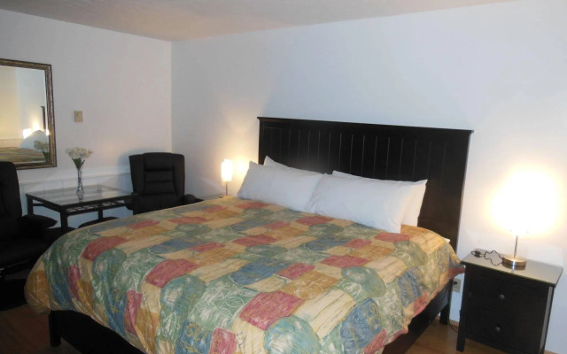 Cedar Motel