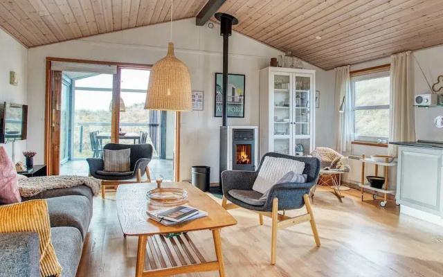 6 Person Holiday Home in Pandrup