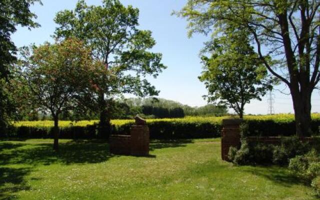 Zouch Farm Bed & Breakfast