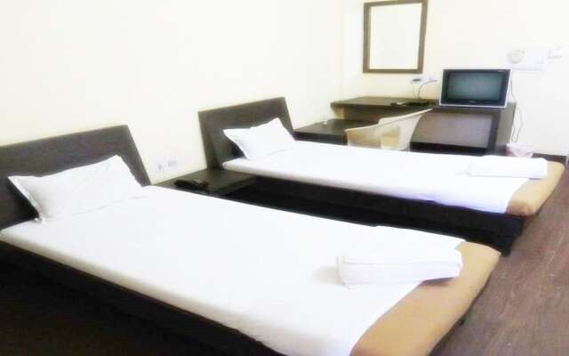 Hotel Ashapura International By Zingo