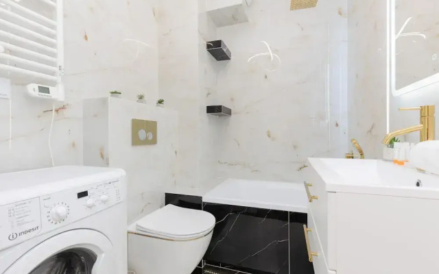 Glamour Studio by Renters Prestige