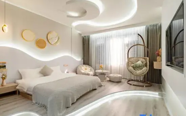 Qihaipan Homestay (Yintan)