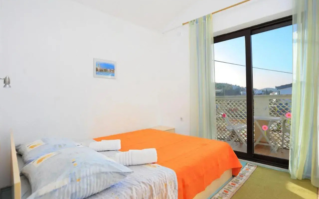 Apartments by the sea Slatine, Ciovo - 9453