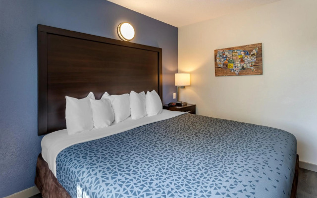 Greenville Pelham Inn by IHG