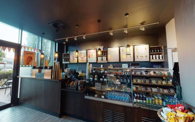 Village Hotel London Watford