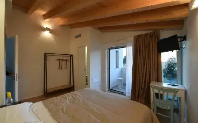 OrtoPi Country Canapa House
