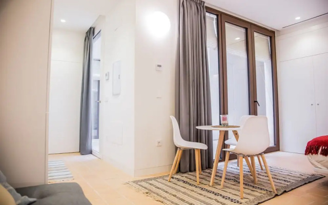 San Juan Alfalfa Oasis I by Valcambre