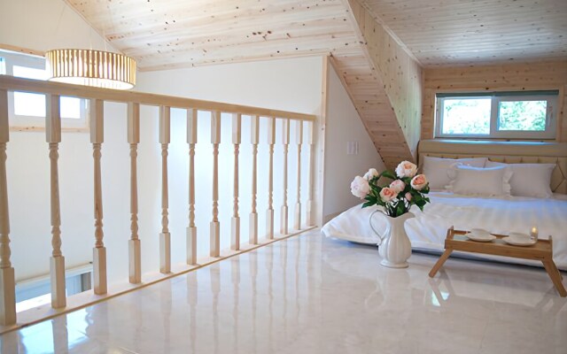 Yeosu Healing Pension