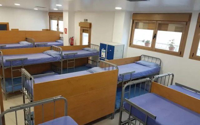 Albergue Albas - Hostel