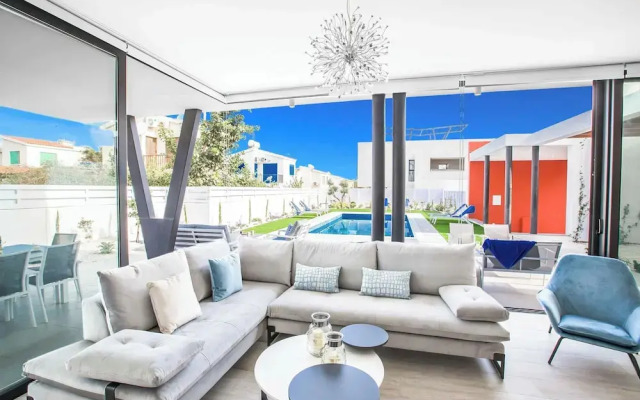 Villa Pontus CR5