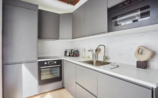 Superb Apartment Louvre Museum 2 Bedrooms