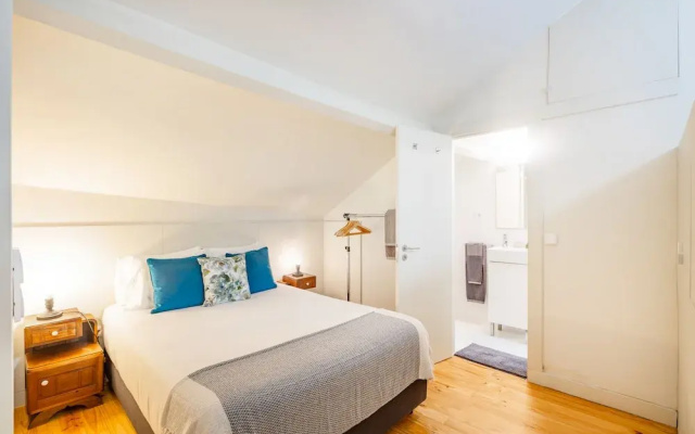 Oporto Loft with Mezzanine