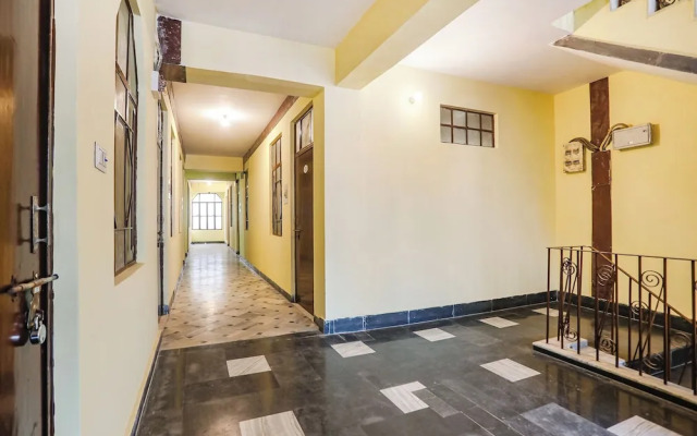 Fabhotel Standard Inn