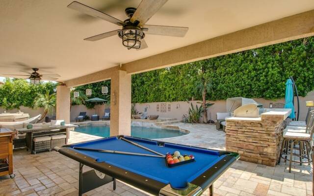 Luxe Scottsdale Home W/pool, Spa, & Tesla Charger